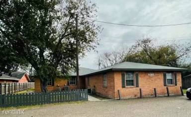 Main picture of 506 N McColl Rd