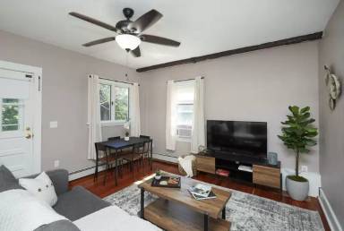 Main picture of 58 Centre Ave