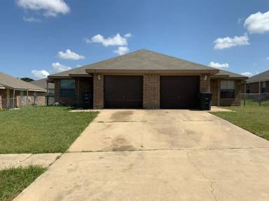 Main picture of 2603 Alma Dr