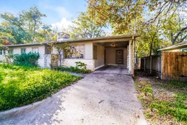 Main picture of 2910 Hampton Rd