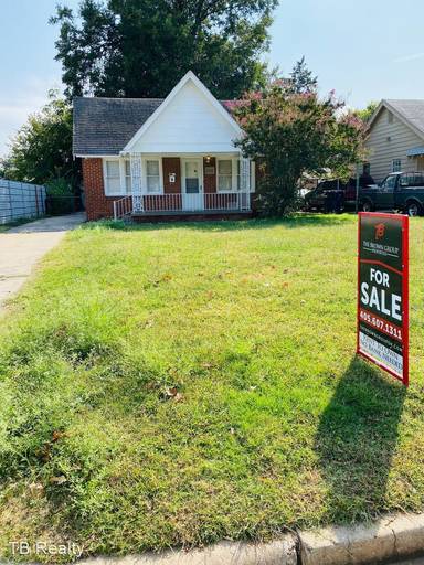 Main picture of 1224 SW 27th St