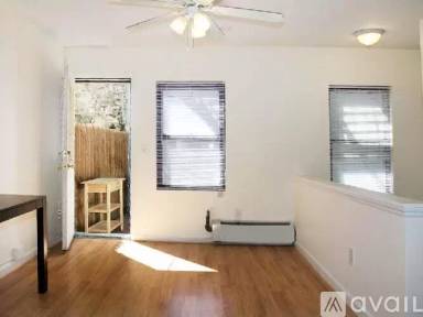 Main picture of E 3rd Ave