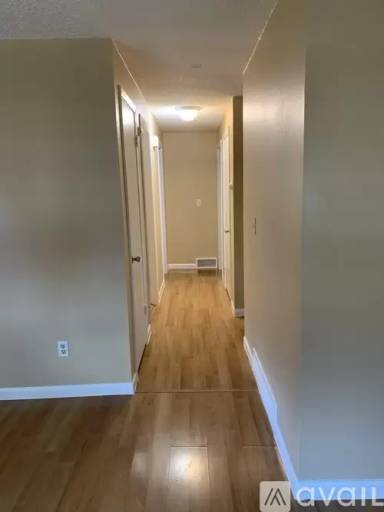 Main picture of 1352 Merl Pl