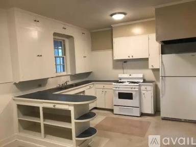 Main picture of 205 Filhiol Ave