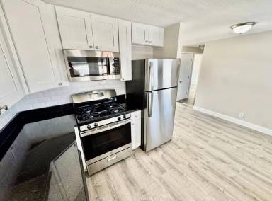 Main picture of 102 Shawomet Ave