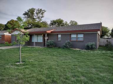 Main picture of 3012 57th St