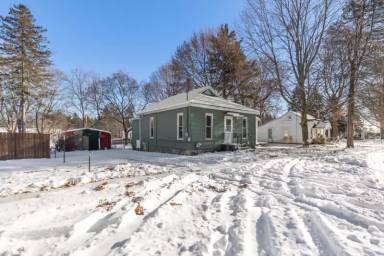 Main picture of 210 N New St
