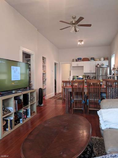 Main picture of 142 Webster Ave