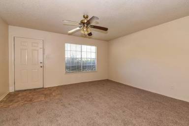 Main picture of 3309 Maple Ave