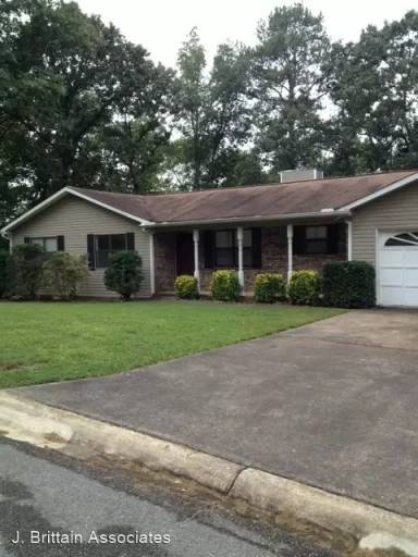 Main picture of 1440 Cheyenne Trl