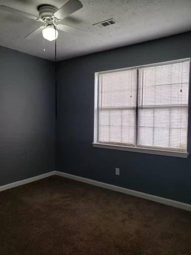 Main picture of 9136 Raven Dr