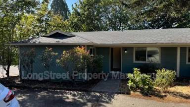 Main picture of 2704 NW Angelica Dr