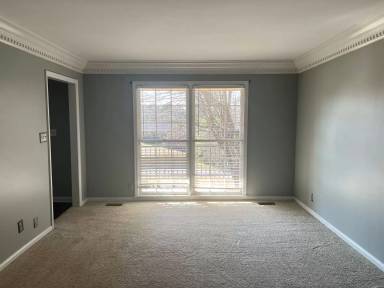 Main picture of 853 Captain Kell Dr