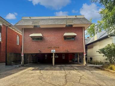 Main picture of 1243 Vine St