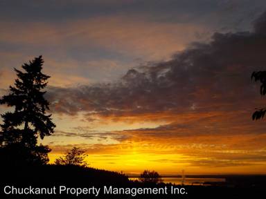 Main picture of 916 Queen St