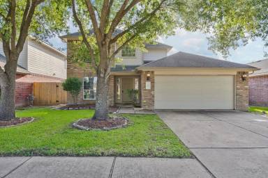 Main picture of 5903 Llano Creek Dr