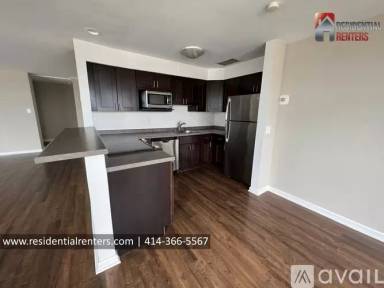 Main picture of 1123 N Waverly Pl
