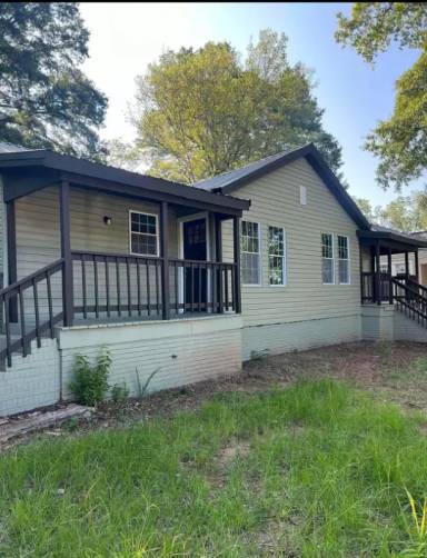 Main picture of 417 Lapsley Ave