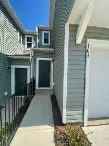 Main picture of 103 Gaelic Dr