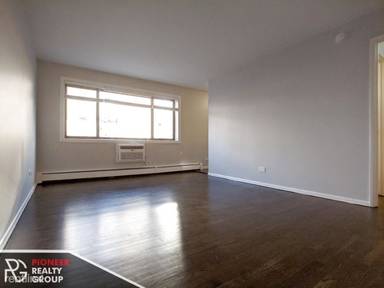 Main picture of 6021 N Winthrop Ave