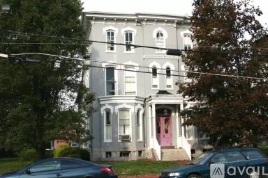 Main picture of 19 N Union St