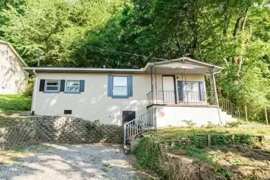 Main picture of 4625 Carver Rd