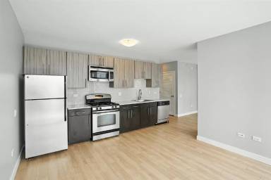 Main picture of 357 E Wacker Dr