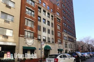 Main picture of Roscoe Apartments