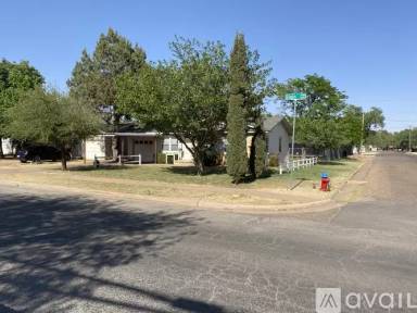Main picture of 4601 Elgin Ave