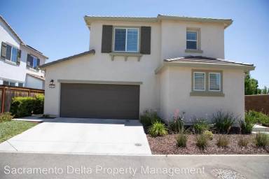 Main picture of 1875 Salerno Pl