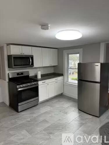 Main picture of 64 Cherry St