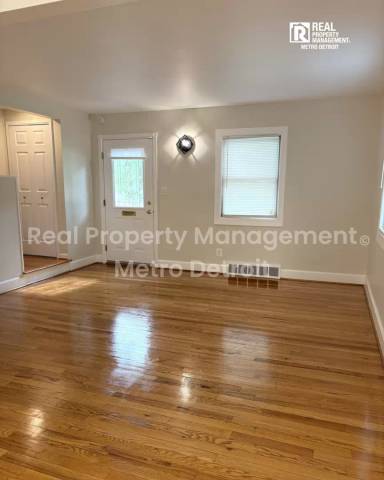 Main picture of 655 N Eton St