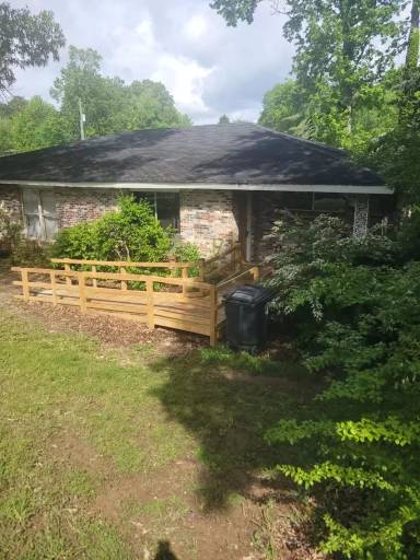 Main picture of 1231 John Ross Rd
