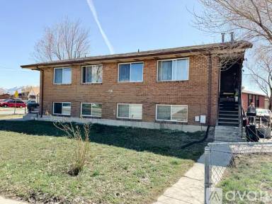 Main picture of 1877 W Parkway Blvd