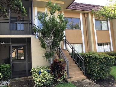 Main picture of 307 Lakeview Dr