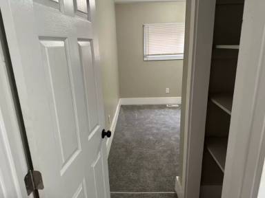 Main picture of 1808 Holman Ave
