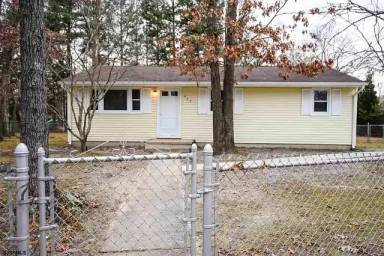 Main picture of 423 S Willow Ave