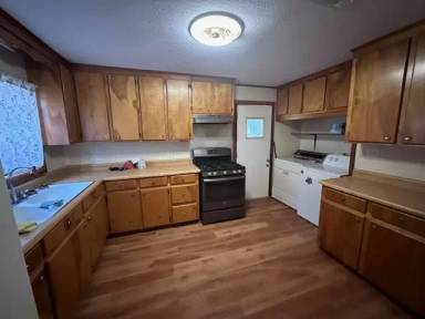 Main picture of 712 Myrtle St