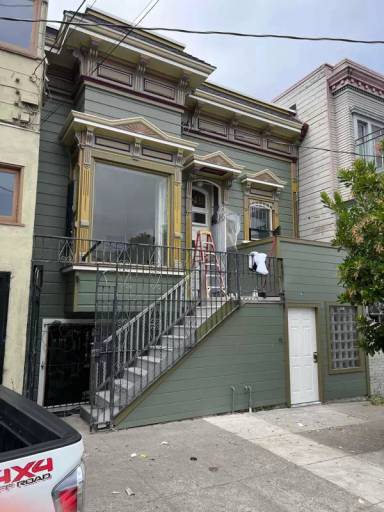 Main picture of 1649 La Salle Ave