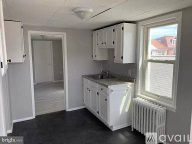 Main picture of 451 Lewis St