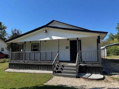 Main picture of 924 Kaufman St S