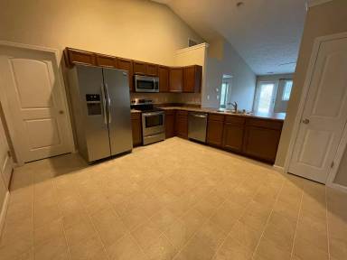 Main picture of 2412 Fleming Dr