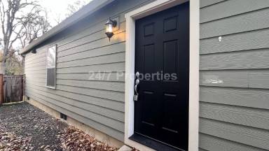 Main picture of 1016 S View Dr