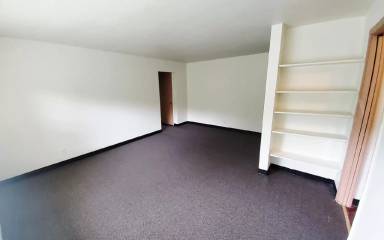 Main picture of Building 5 - 300 16th St. NE - 5-304