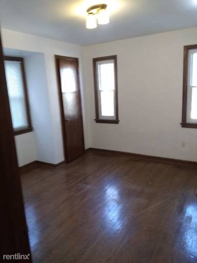 Main picture of 3256 Indianola Ave