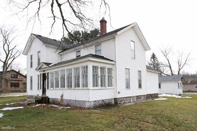 Main picture of 514 E Saint Joseph St