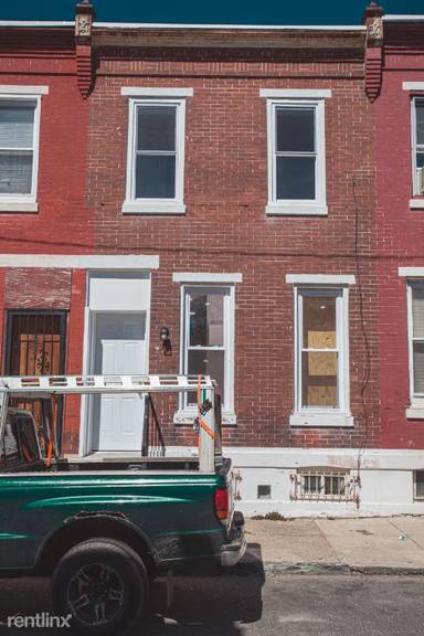 Main picture of 3122 N Chadwick St