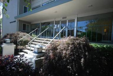 Main picture of 1222 Oak Grove Ave