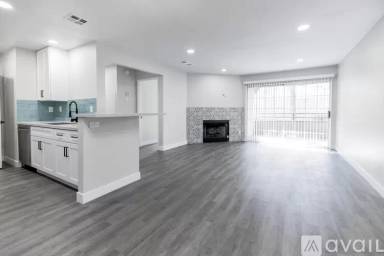Main picture of The Residence at Canyon Gate