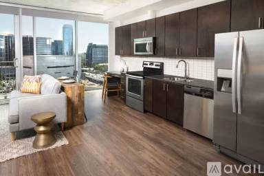 Main picture of SkyHouse Dallas Apartments Victory Park